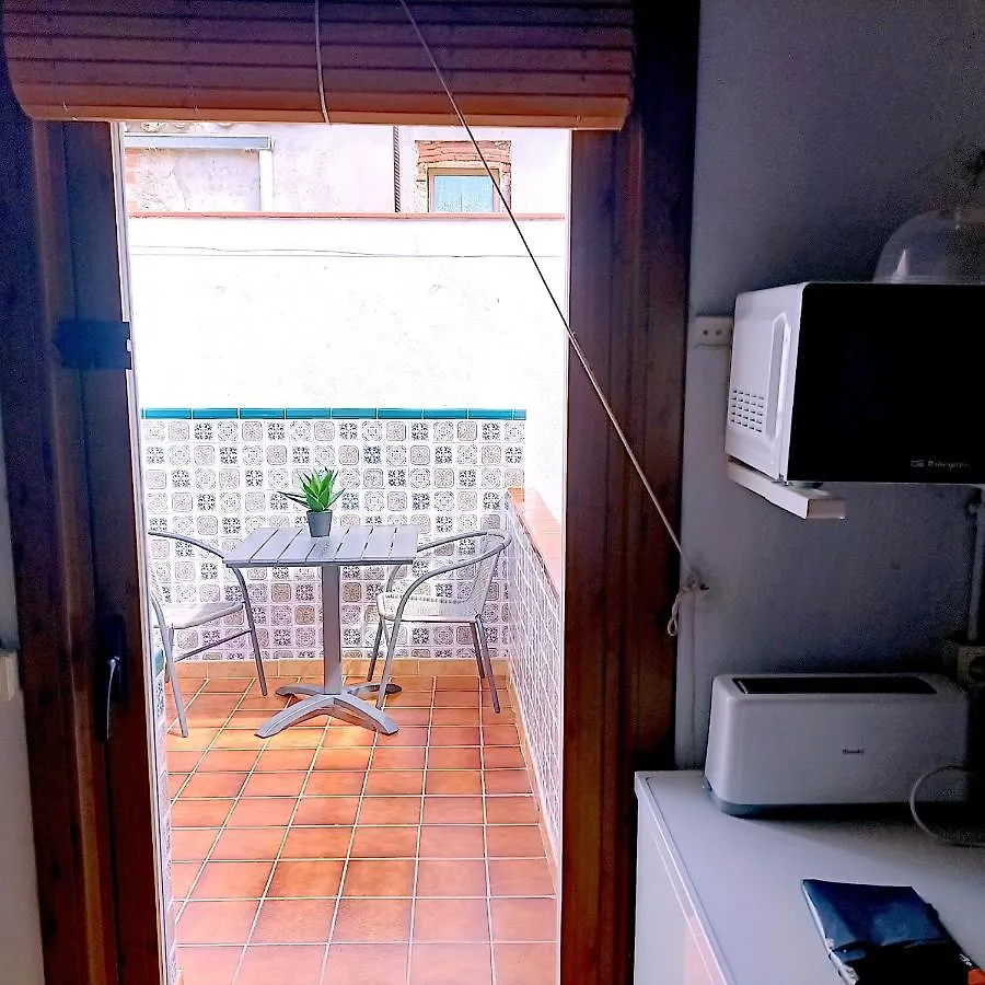 Alojamiento Familiar Con Chimenea - Alt Emporda Sant Climent Sescebes 0*,  Spain